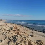 Casa Con Veranda A 10 Min Dal Mare